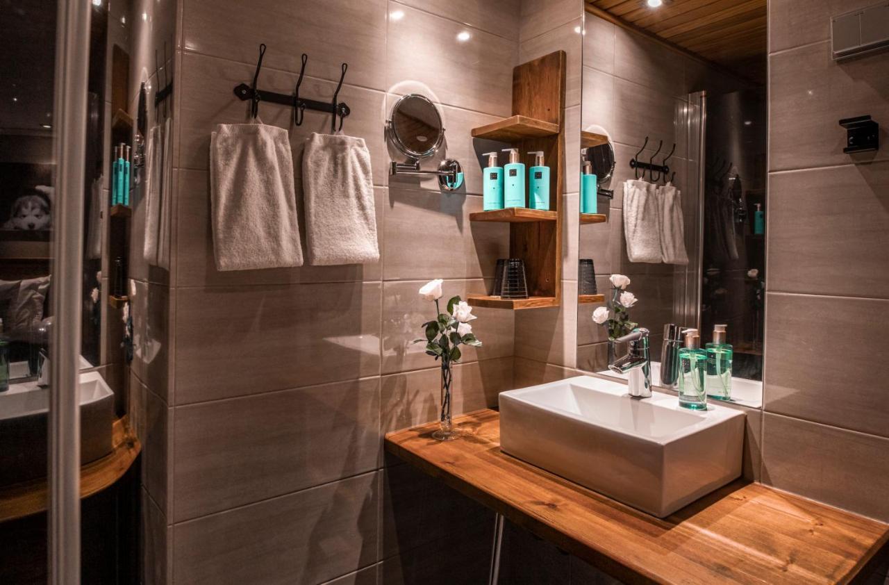 Beana Laponia - Wilderness Boutique Hotel With Safaris Meltaus Eksteriør billede